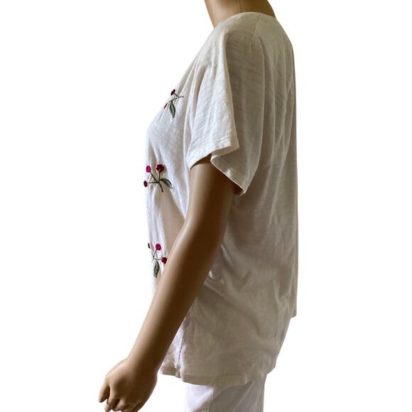 Coldwater Creek Women's Cream cherries Embroidered Short Sleeve Shirt sz L - Picture 3 of 5